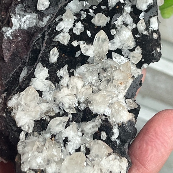 Calcite Crystals on Limonite - Picture 4 of 7